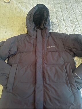Columbia Men's Puffer Jacket in Black